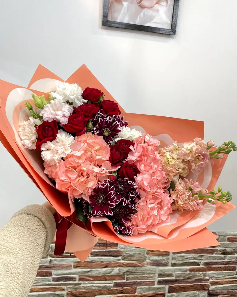 Букет, собранный флористами «Флора Мия»